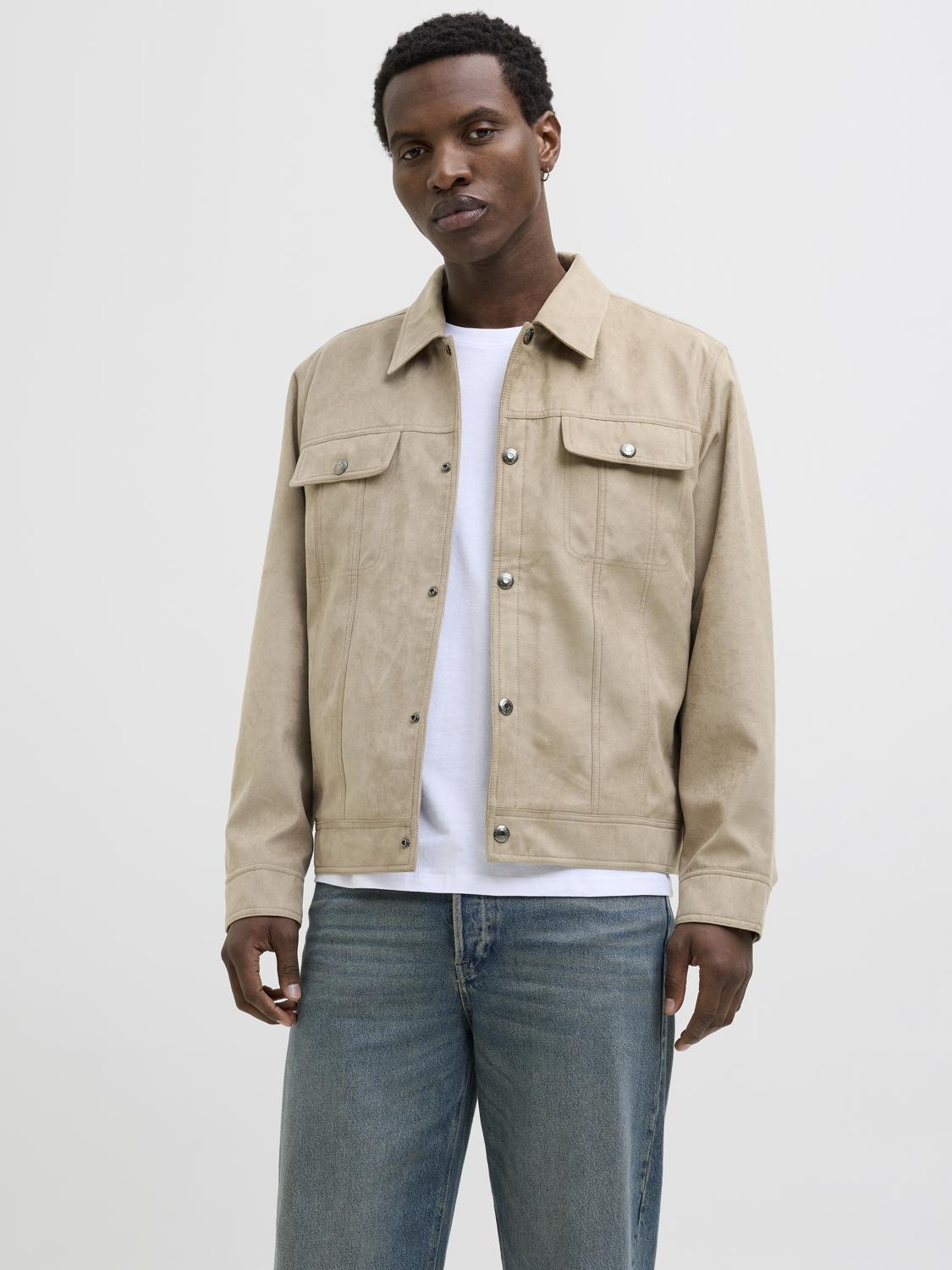 model_shot-front